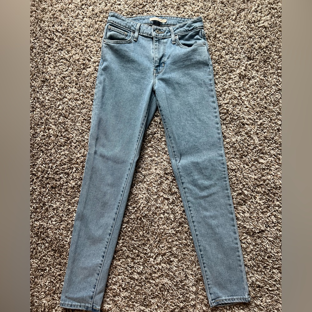 Levi’s high rise skinny jeans